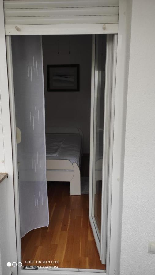 Apartmani Gavran Pirovac Extérieur photo