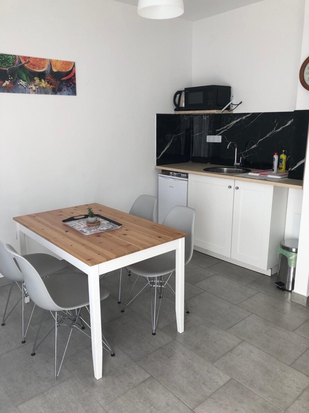 Apartmani Gavran Pirovac Extérieur photo